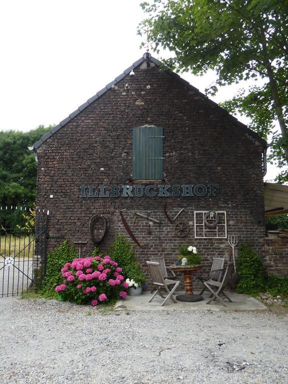 Ferienwohnung Illbruckshof - Ca. 120M² Moers Esterno foto